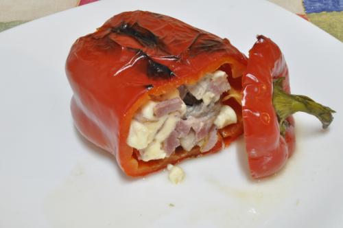 Plněné papriky na grilu  – Snadné recept z Bulharsko kuchyně, hotový za 30 - 45 minut